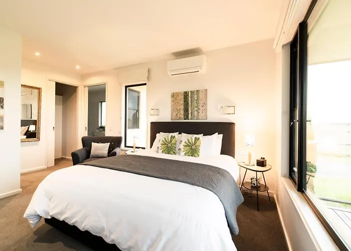 Hilltop Apartments Phillip Island (Adults Only)